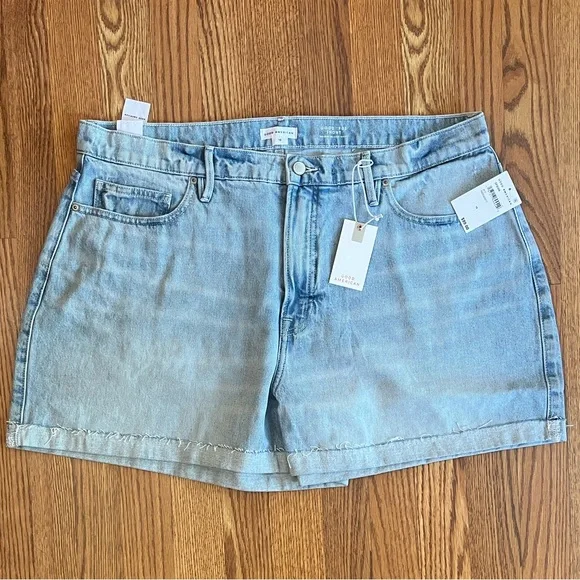 NWT Good American Good ‘90s Shorts - Picture 3 of 8